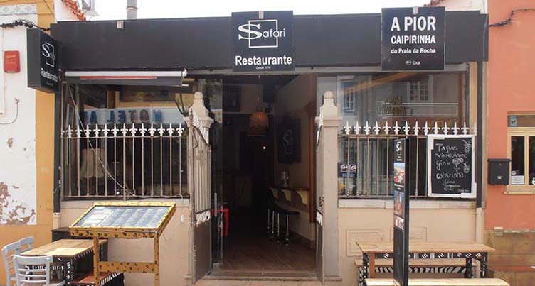 restaurante safari na Praia da Rocha
