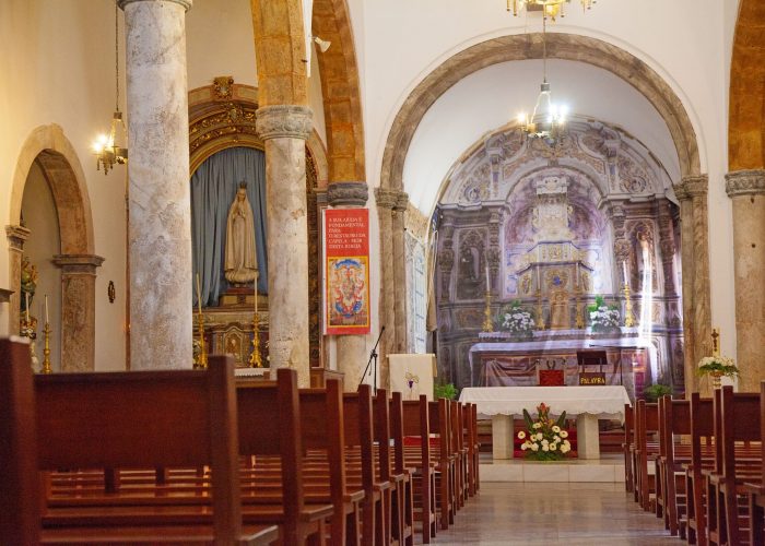 interior igreja matriz alvor