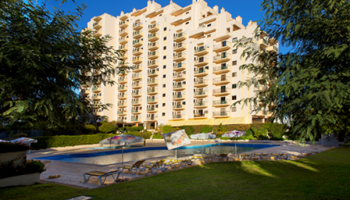 club amarilis praia da rocha