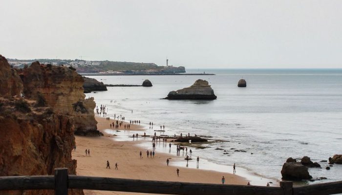 Praia dos Careanos em Portimão
