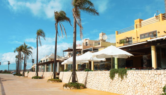 imagem da esplanada do nosolo marina de portimão