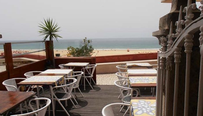 restaurante safari na Praia da Rocha